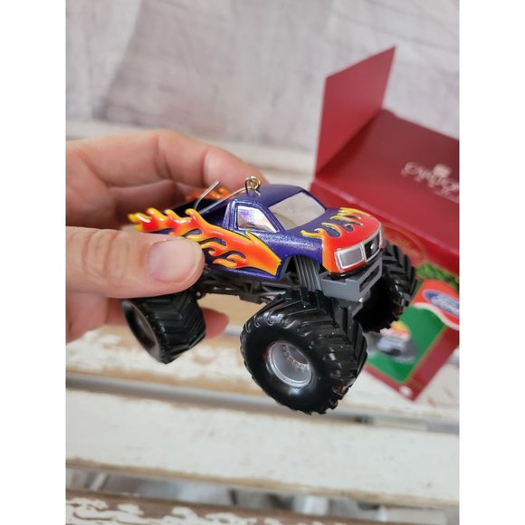 Carlton Ford monster truck 107 ornament heirloom Xmas tree truck - Picture 4 of 8